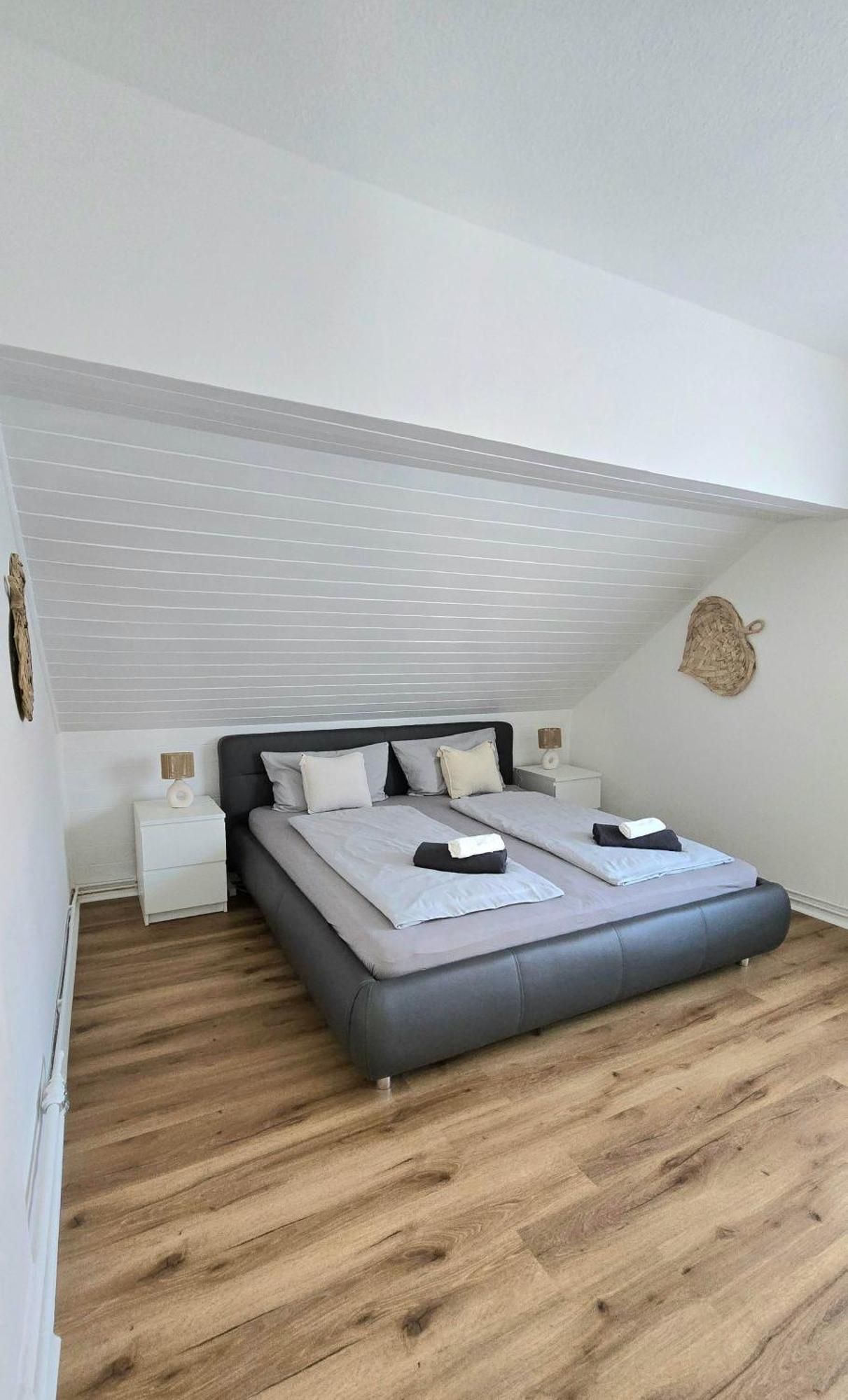 Schoene 3-Zimmer Wohnung In Hemelingen BRE Esterno foto
