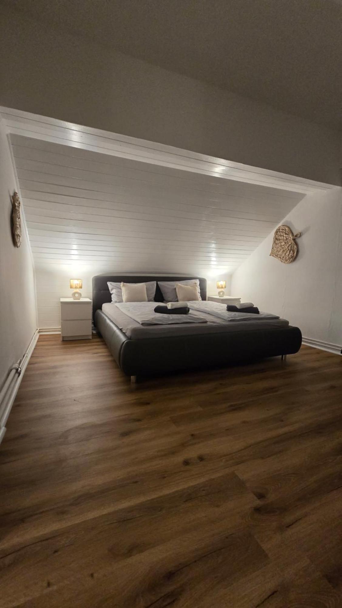 Schoene 3-Zimmer Wohnung In Hemelingen BRE Esterno foto