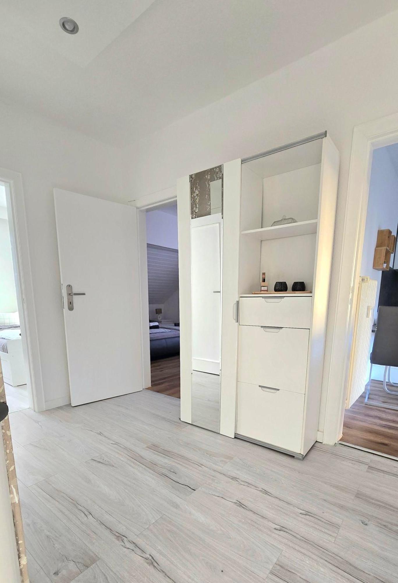 Schoene 3-Zimmer Wohnung In Hemelingen BRE Esterno foto